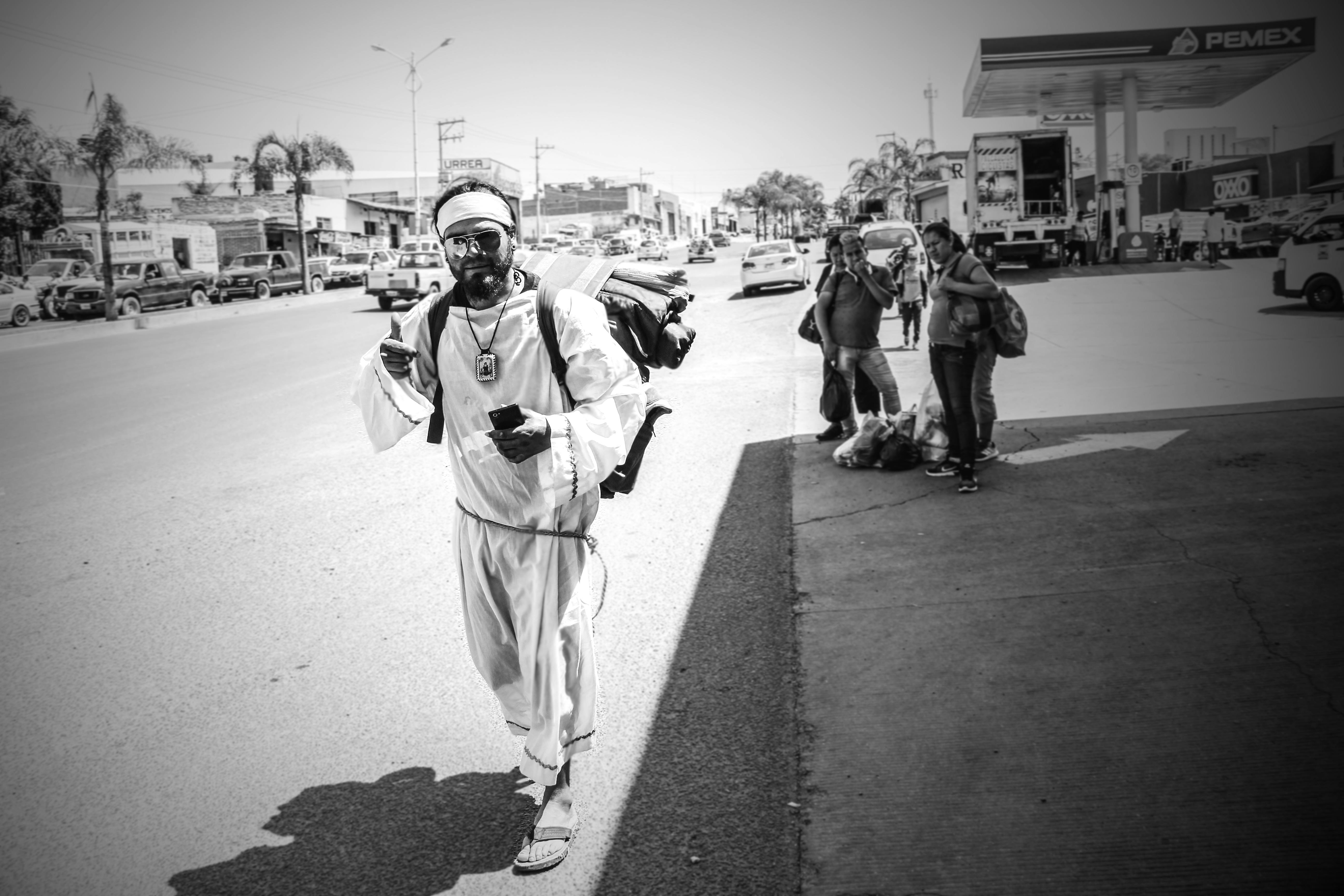 Free stock photo of stunt, suzuki, wheelie - 500 x 333 jpeg 21kB