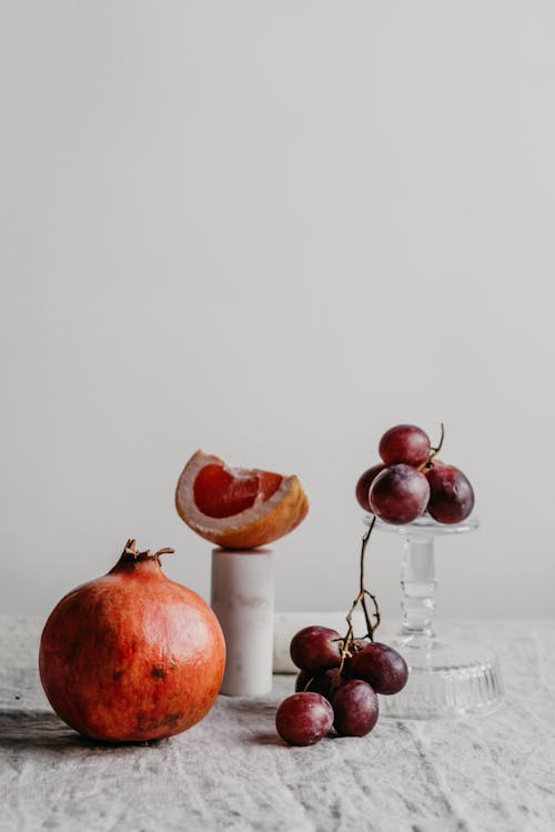 Kostnadsfri bild av färska frukter, glas objekt, granatäpple