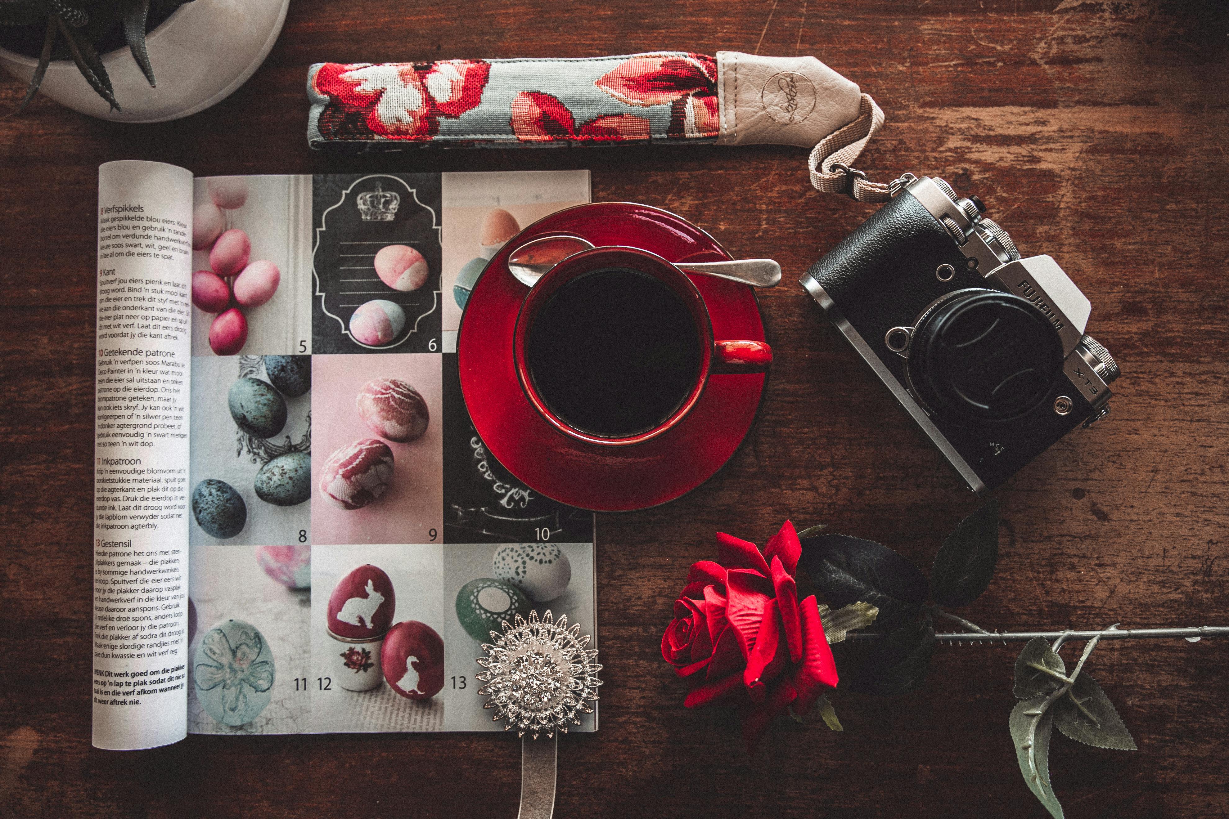 general lifestyle magazine — Photo by Wendy van Zyl on Pexels