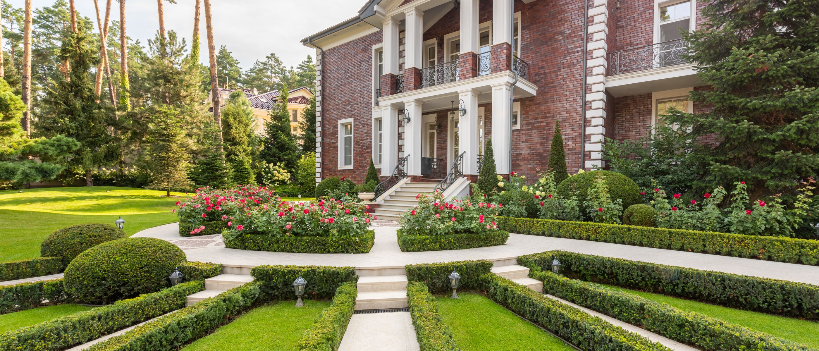Exterior Painting — clean edges cut in around trim and sockets