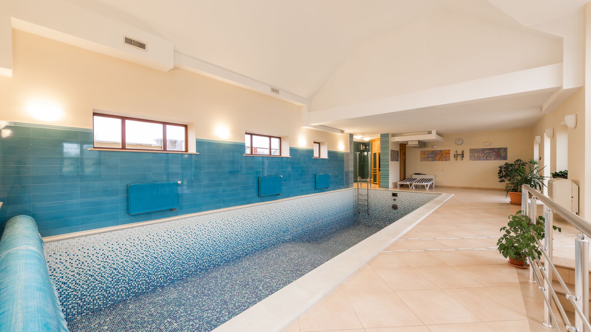 Why Swimming Pool Construction Prices Vary So Much in Cyprus — illustrasjonsbilde