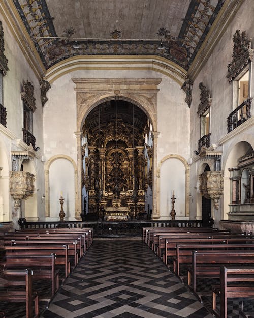 가톨릭, 거룩한, 건물의 무료 스톡 사진