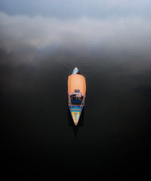 Foto stok gratis air, danau, di luar rumah