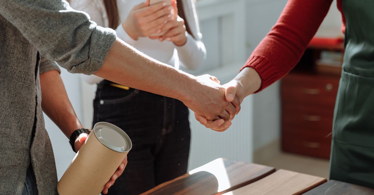 7 Tips for Negotiating the Best Mobile Deal in the UK