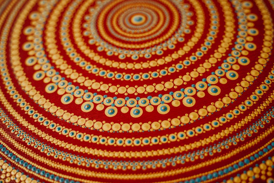 Mandala mural vibrant offrant calme intérieur. Mandala mural vibrant offrant calme intérieur.