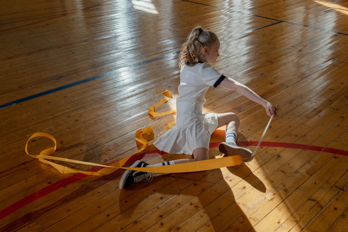 Foto profissional grátis de academia de ginástica, atividade divertida, ativo