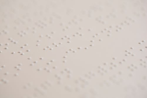 Immagine gratuita di braille, carta, concentrarsi