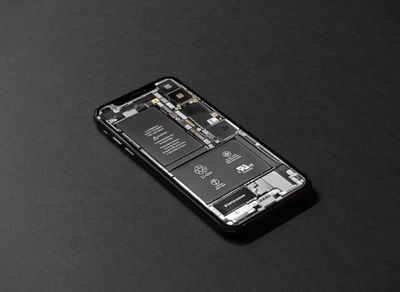 All phones sold in the EU to have replaceable batteries from 2027