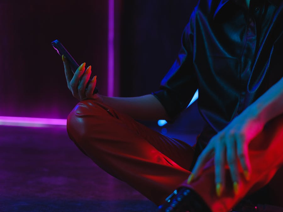 Which social app pays the most?