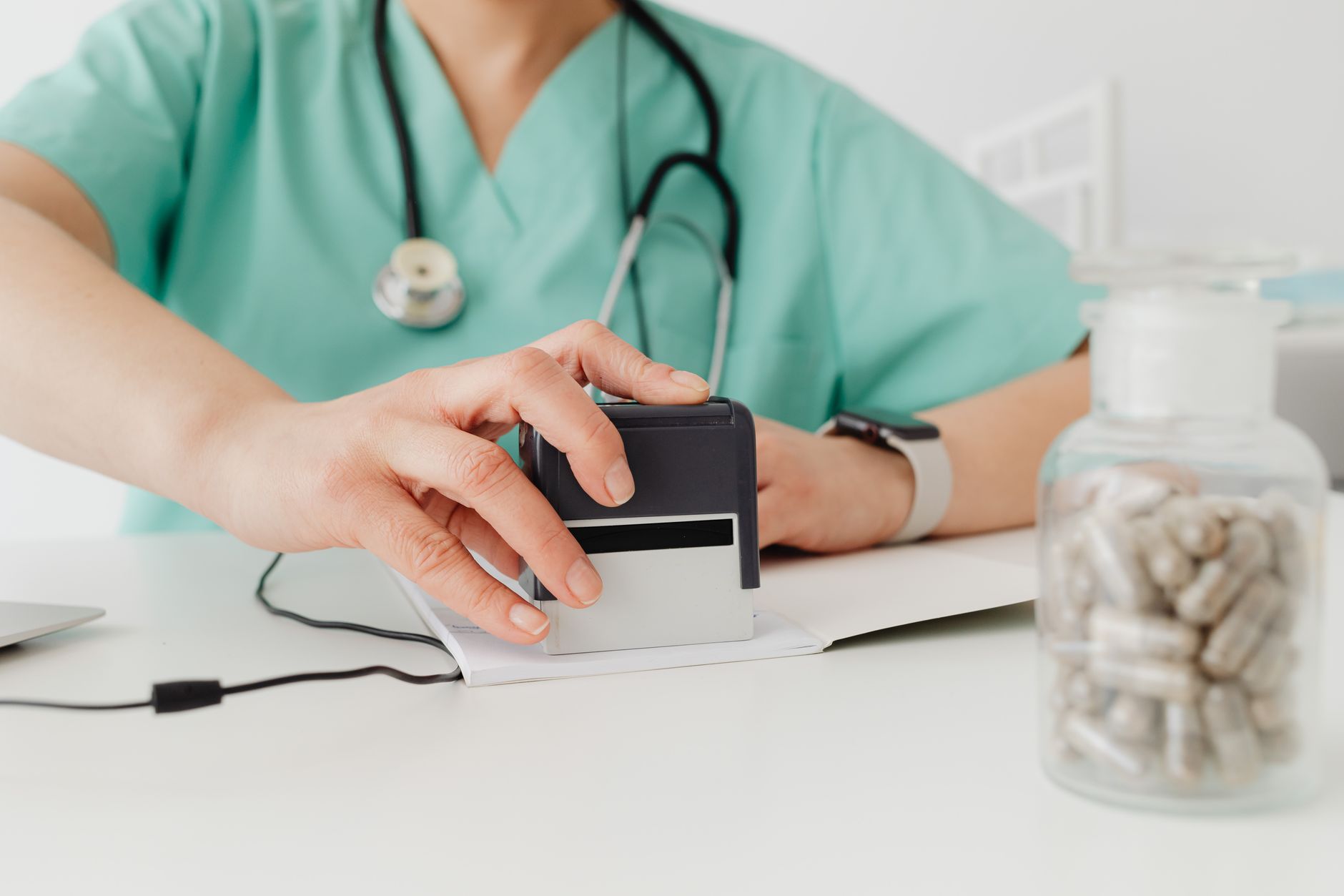 a practical guide to e-invoicing for hospitals