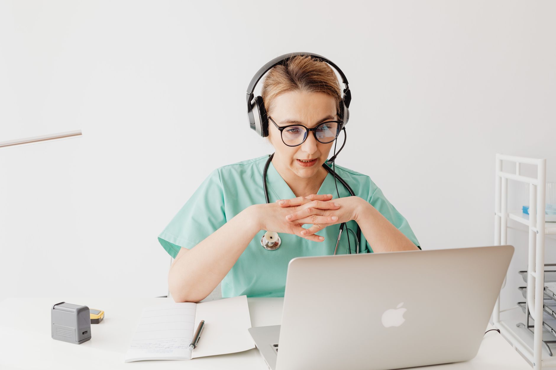 Outsourcing Billing and Insurance Inquiry Calls: Can it Really Work in Healthcare?