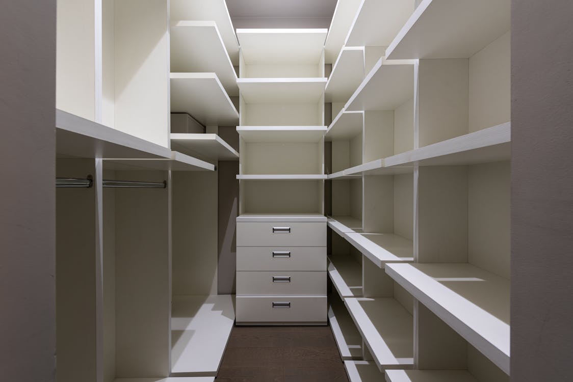 White empty shelves in wardrobe · Free Stock Photo