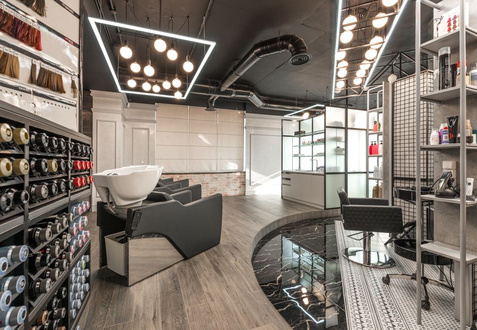 Luxuriöse Haarpflege-Behandlung im Salon