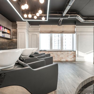 Salon atmosphere