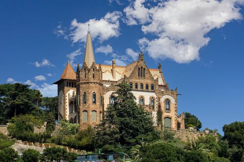 Free Charming historic mansion in Barcelona, featuring unique architecture under a clear blue sky. Stock Photo