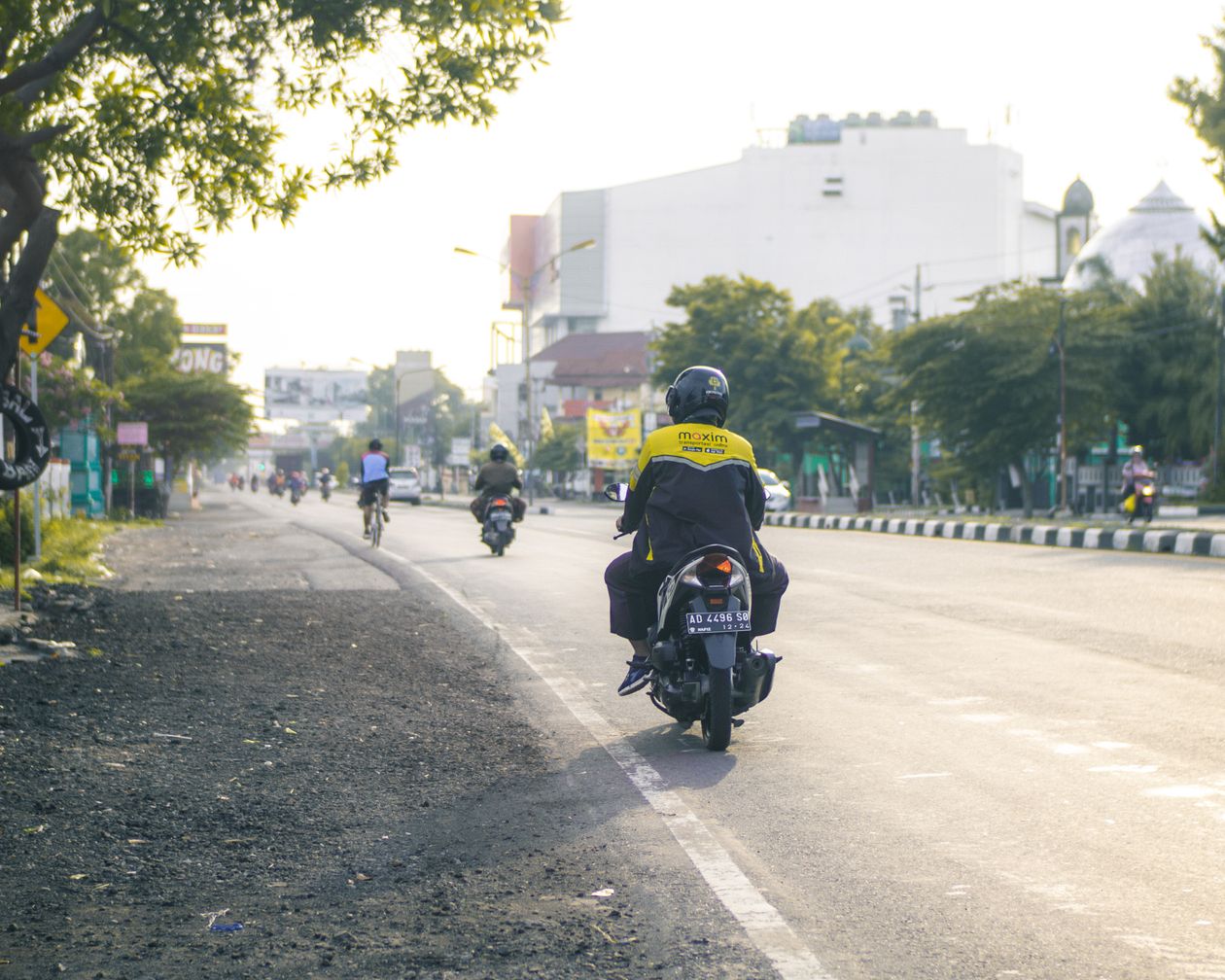 Ojol Jadi UMKM Mulai 1 Juli 2026, Komisi Aplikator Maksimal 8 Persen