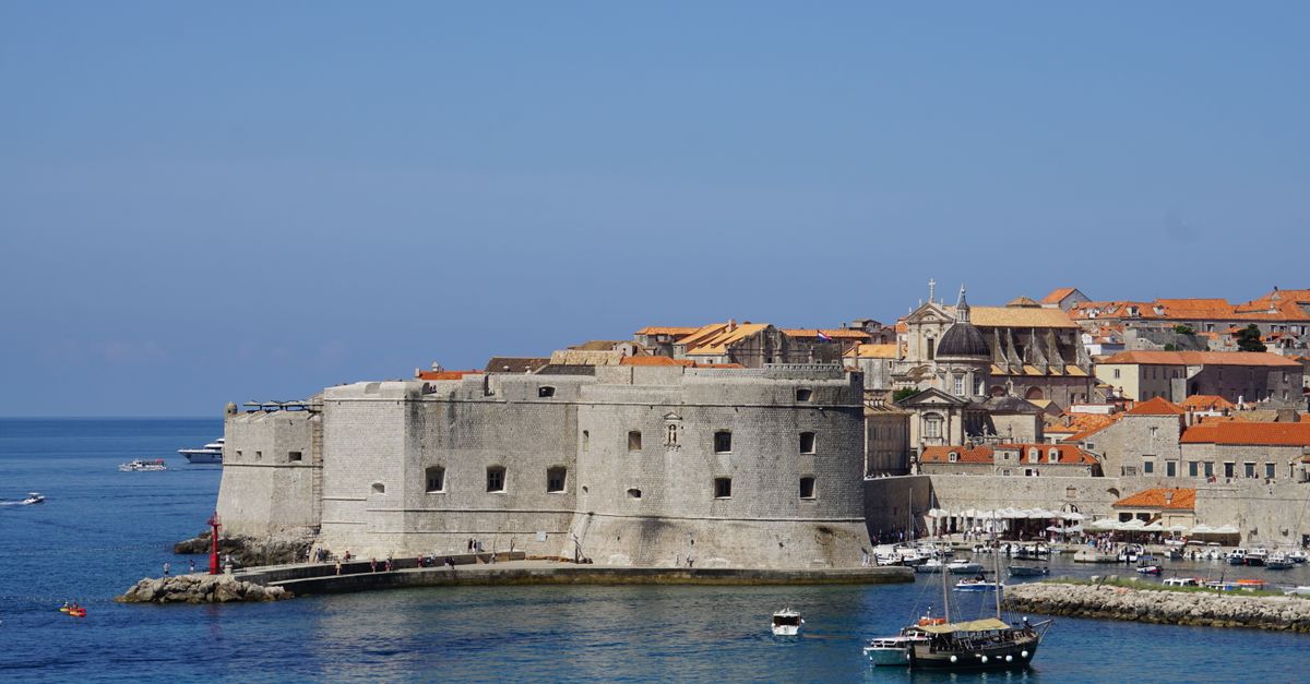 eSIM para Dubrovnik: cuántos GB llevar y cómo conectarte al llegar