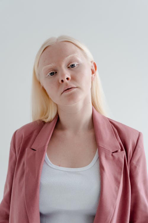 Kostnadsfri bild av blazer, blond, kaukasisk kvinna