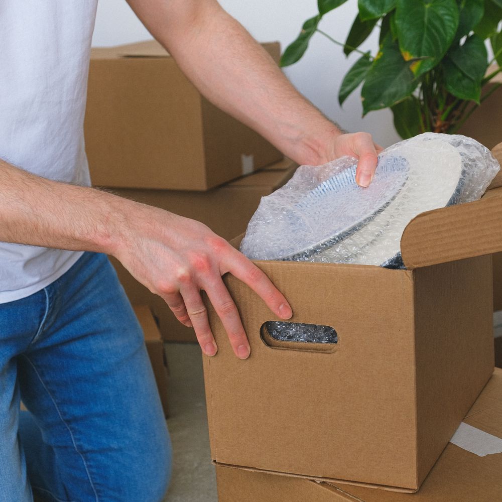 Trowbridge — professional packers wrapping and boxing belongings