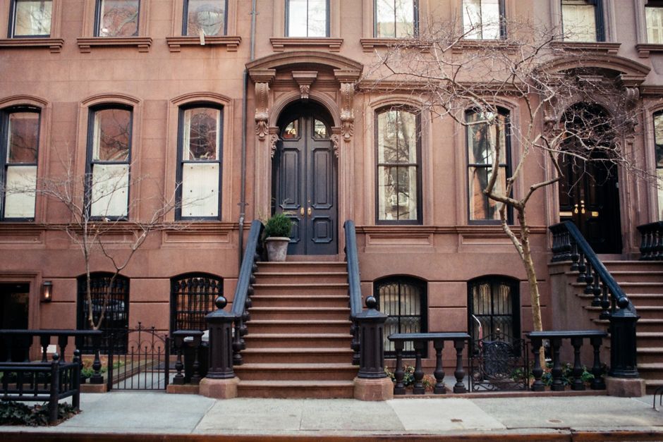 classic Chicago brownstone exterior classic Chicago brownstone exterior