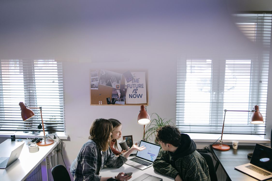 Scaling Frontend Teams Without Losing Code Quality
