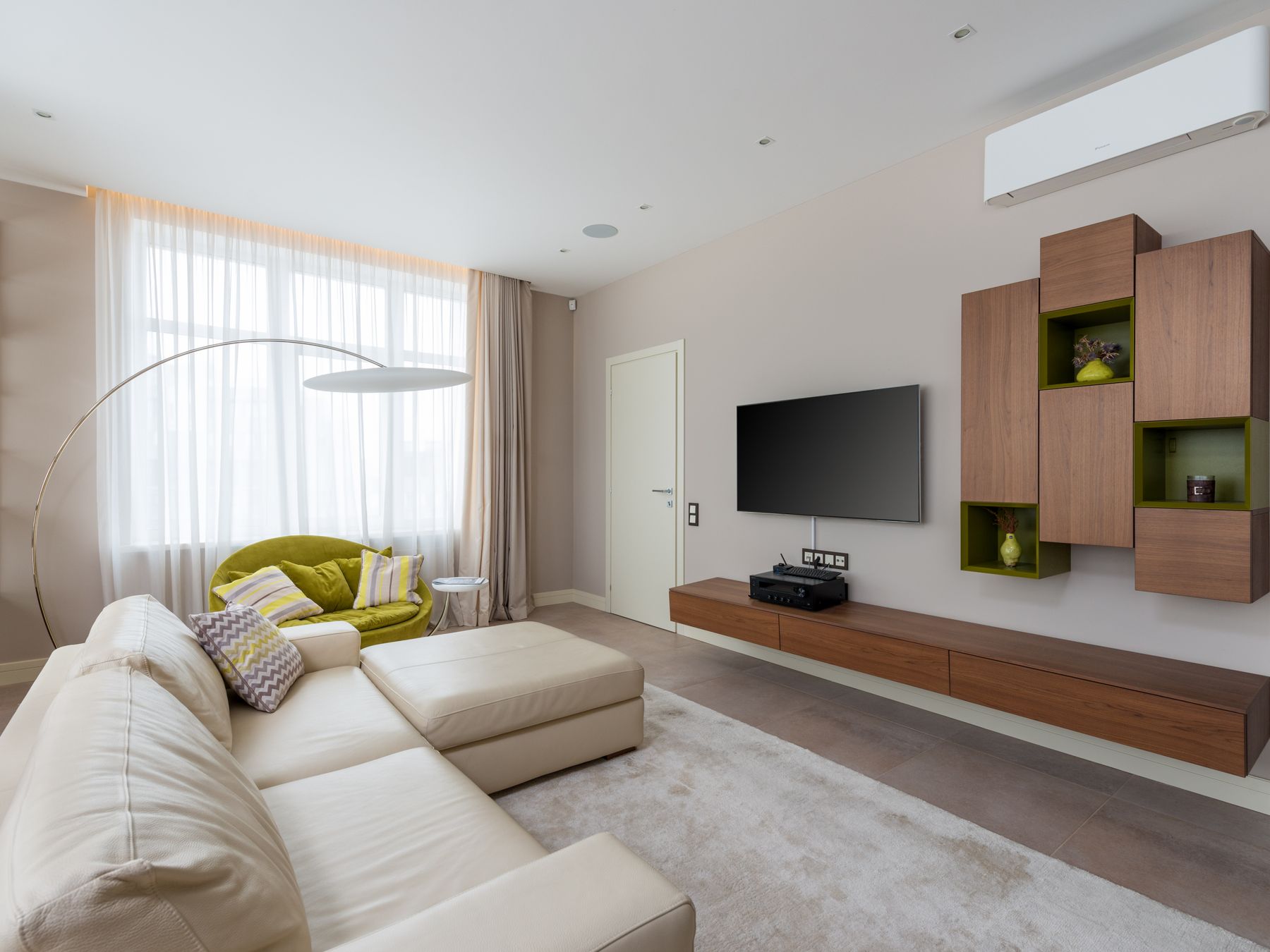 Rolvenden — professional movers carrying furniture on a house move