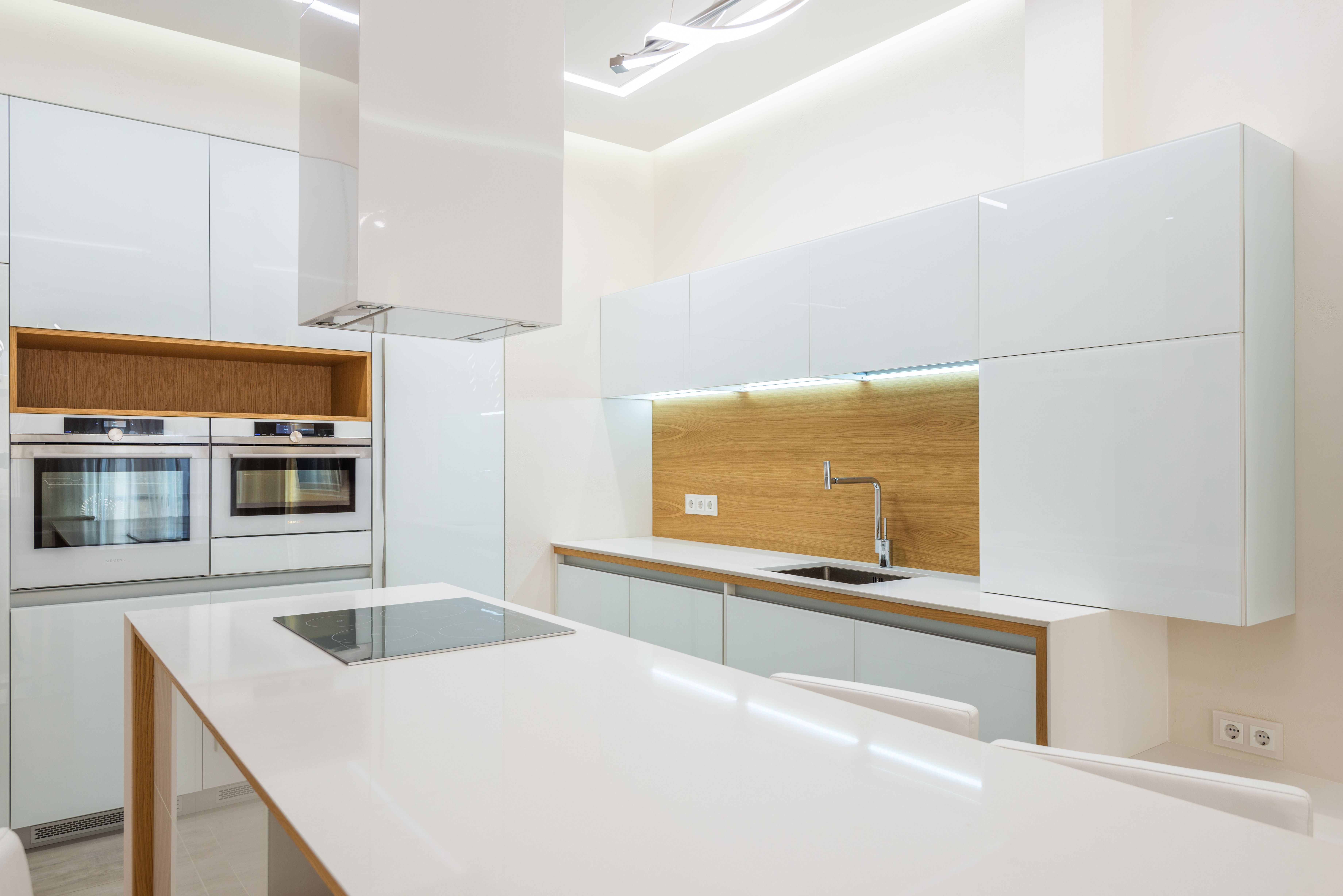Stylish modern kitchen with necessary appliances · Free Stock Photo