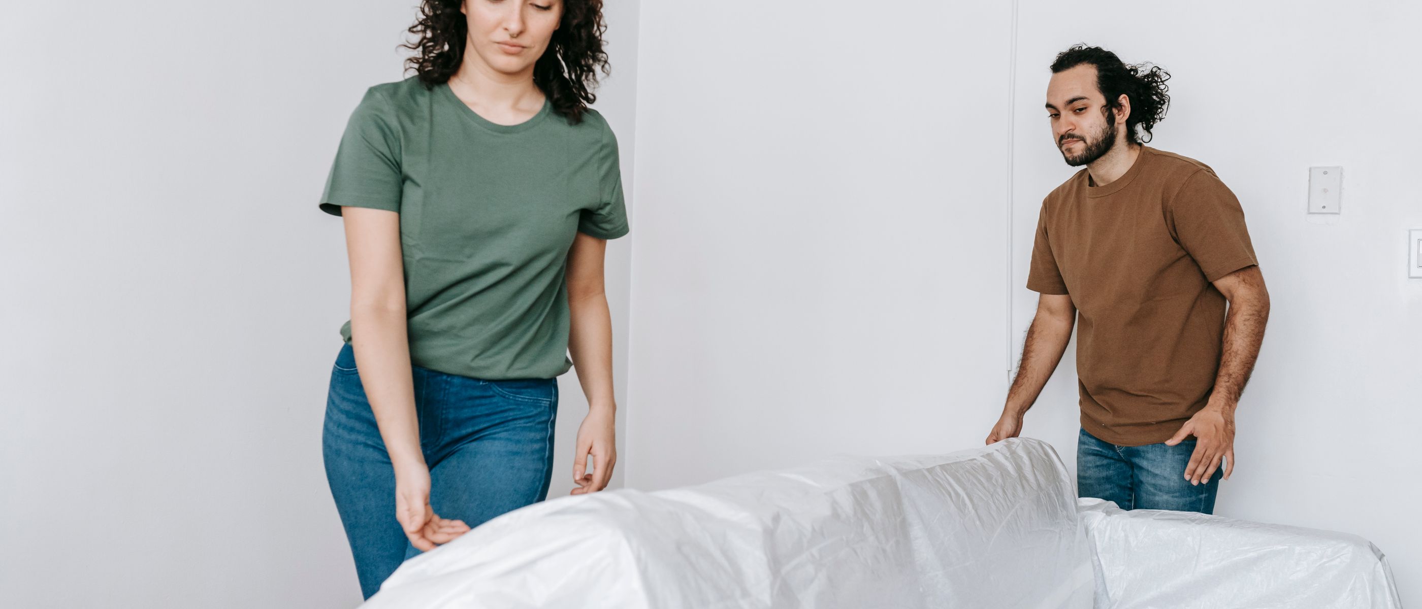 Painters and Decorators in Whitechapel — a freshly painted, spotless finish