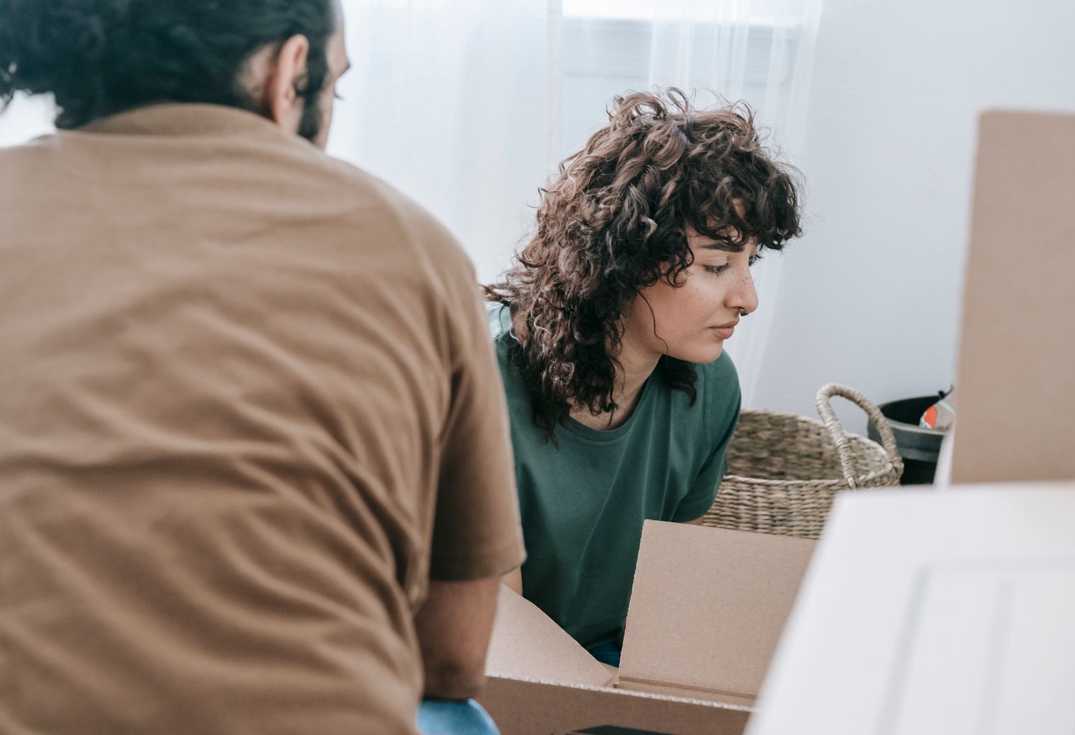 Selhurst — movers carrying boxes for a flat move