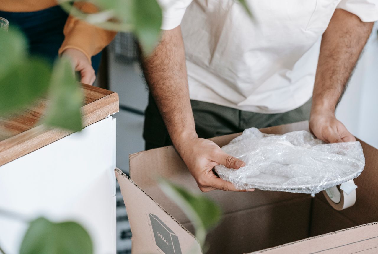 Packing services Nuffield — removals work in progress