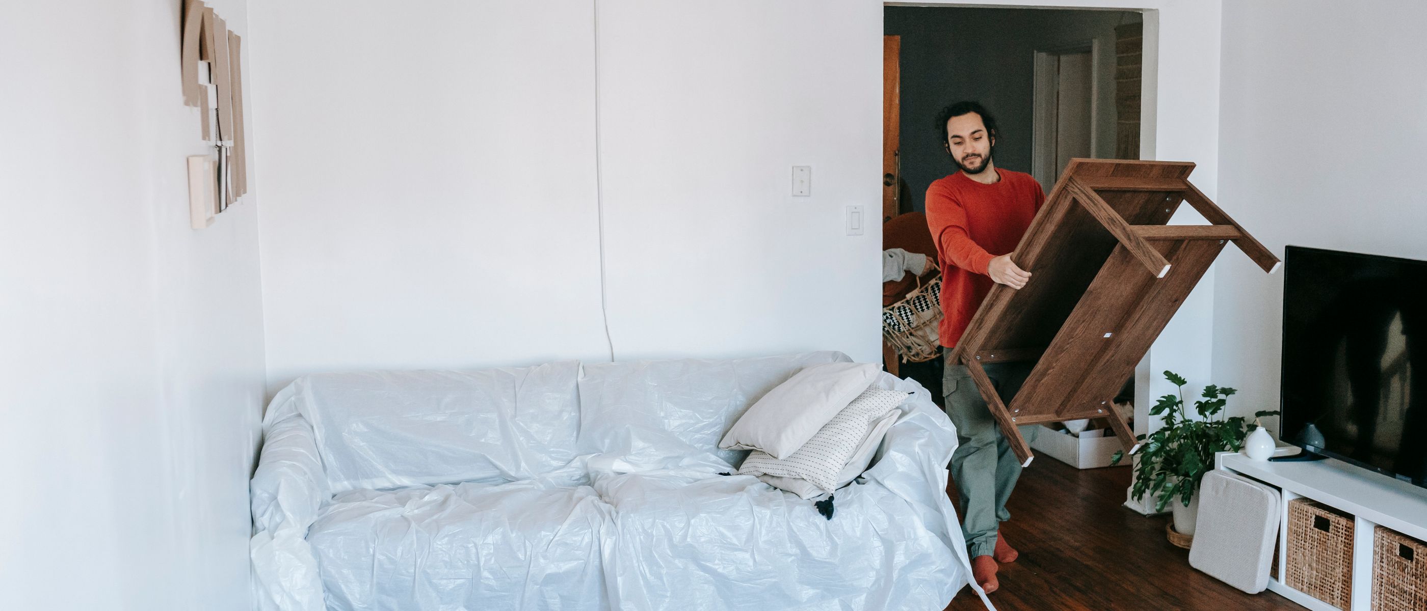 Painters and Decorators in Clayhall — a freshly painted, spotless finish