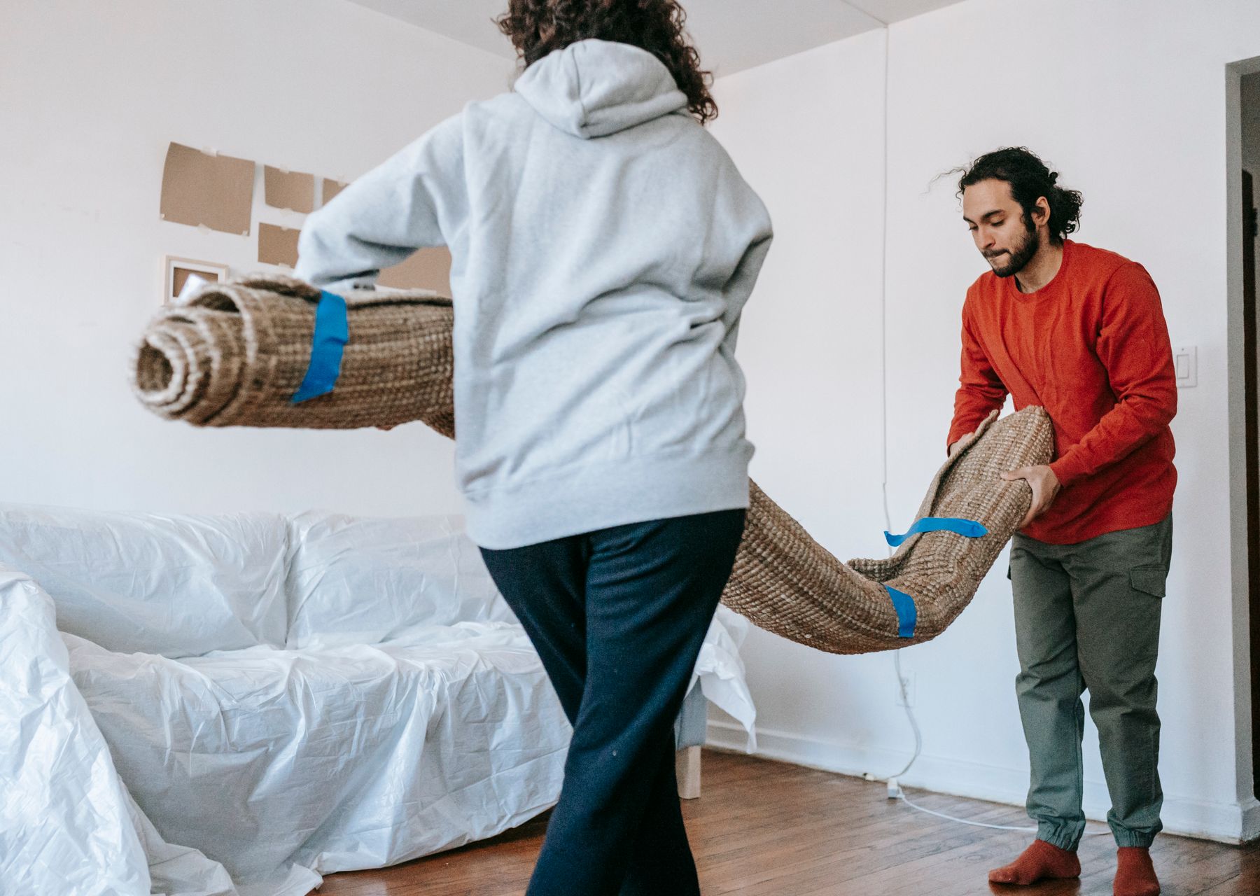 Packing services in Lizard — crew wrapping and loading on moving day