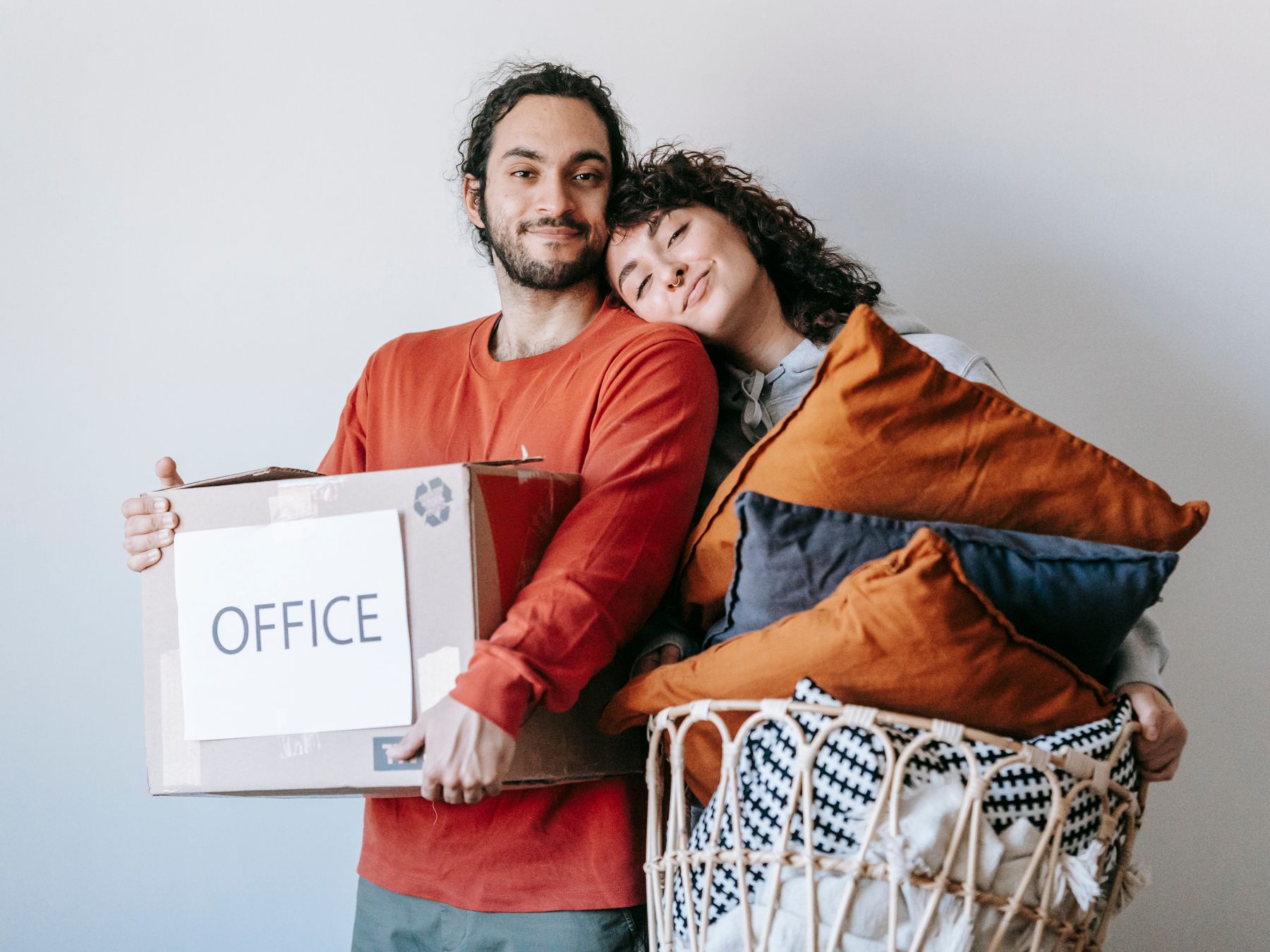 Bradfield — professional packers wrapping and boxing belongings