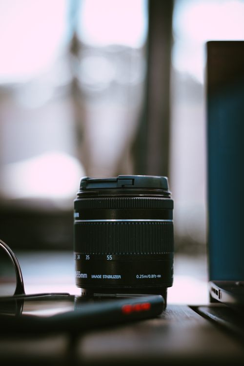 A Close-Up Shot of a Camera Lens · Free Stock Photo