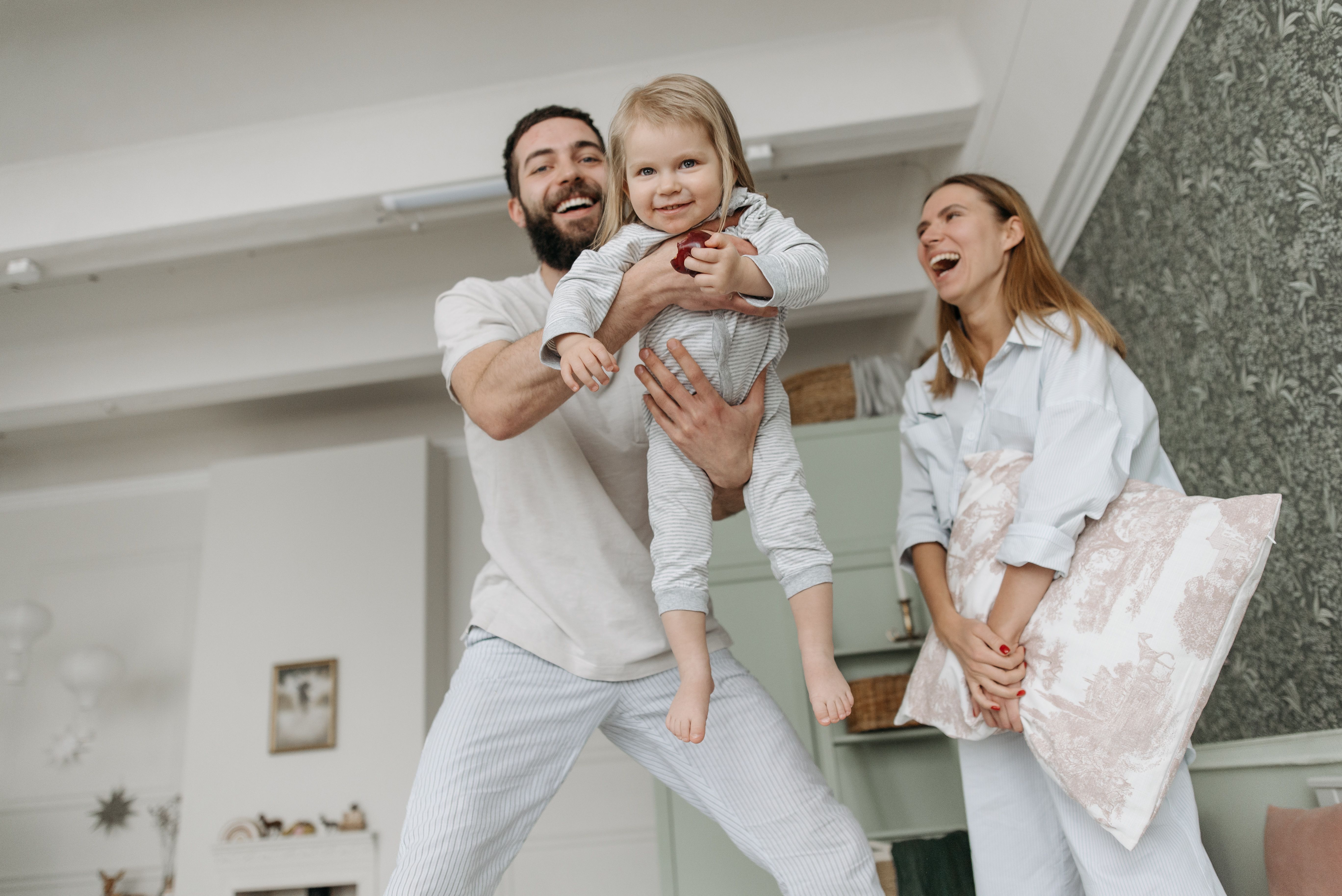 Achtsamkeit im Familien-Alltag – Esstisch aus massiver Eiche 160x90