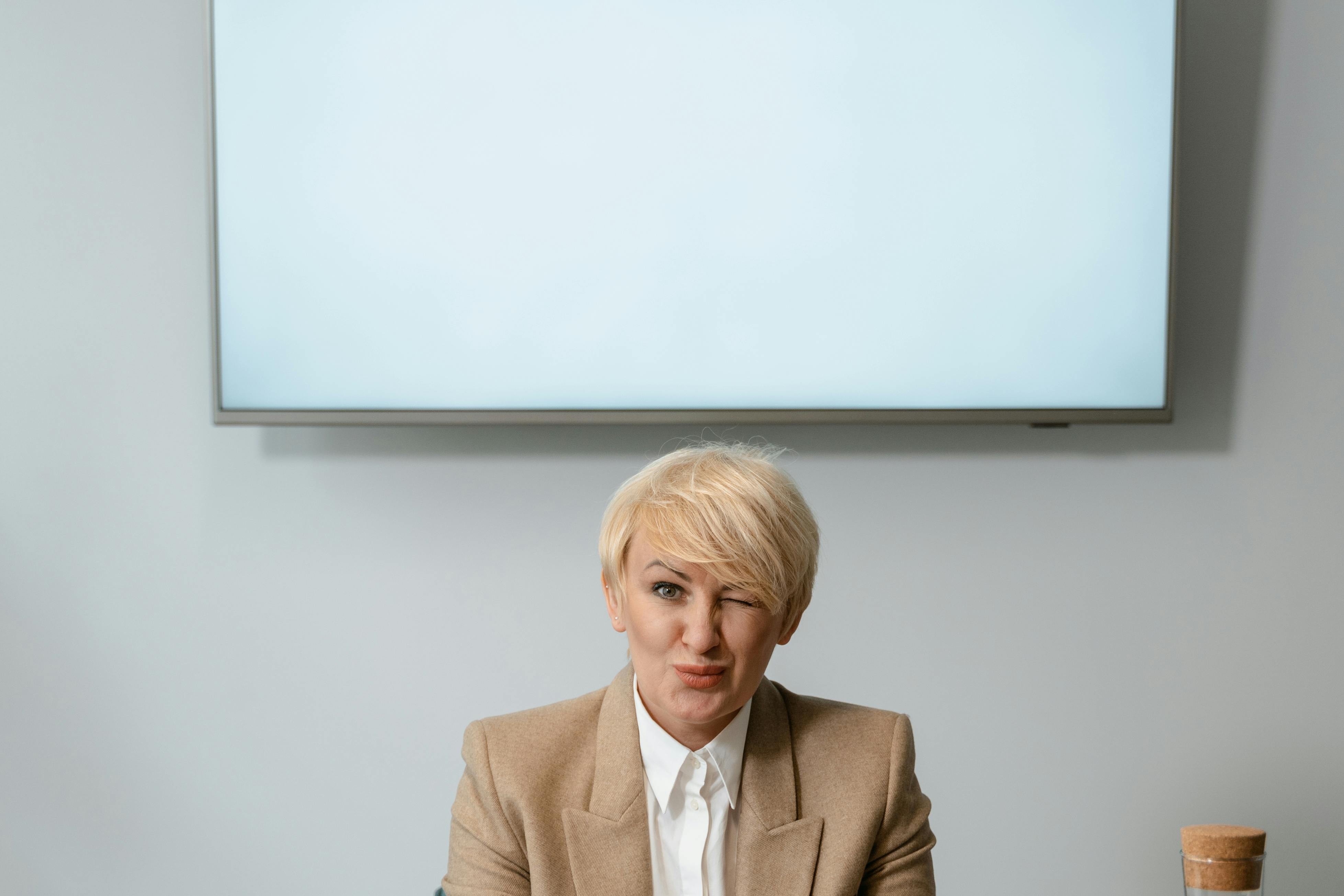 Ilmainen kuvapankkikuva tunnisteilla ammatillinen nainen, ammattilainen, ammattimainen asetus Kuvapankkikuva