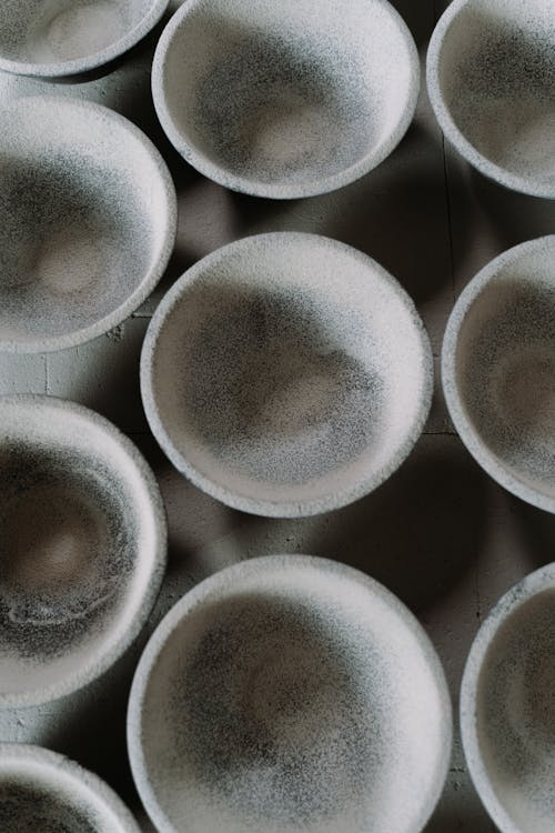 Free Gray Clay Pots  Stock Photo