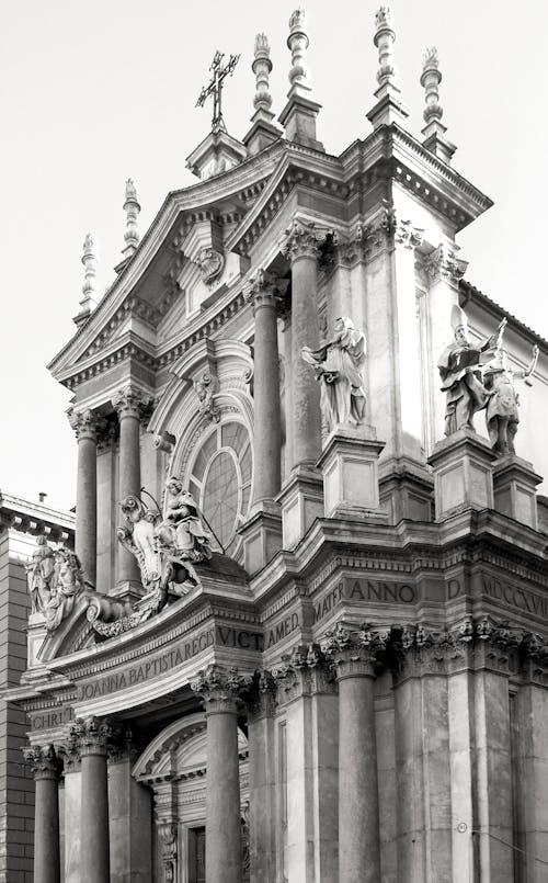 Fotos de stock gratuitas de blanco y negro, catedral, columnas