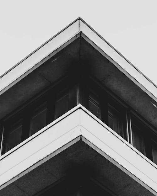 Gratis stockfoto met architectuur, eenkleurig, gebouw