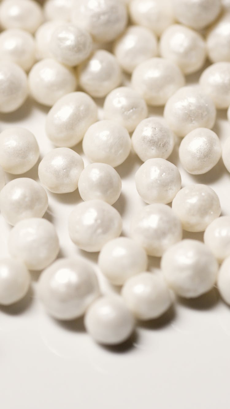 A Collection Of White Cultured Pearls 