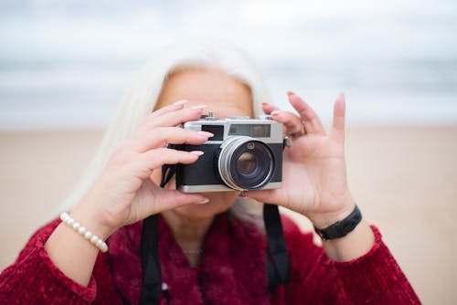 Gratis stockfoto met camera, een foto maken, mevrouw