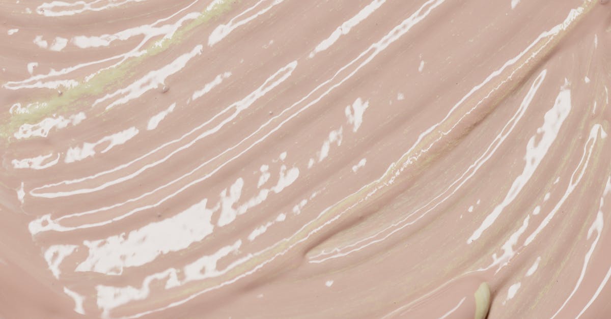 How to clean car paint scratch
