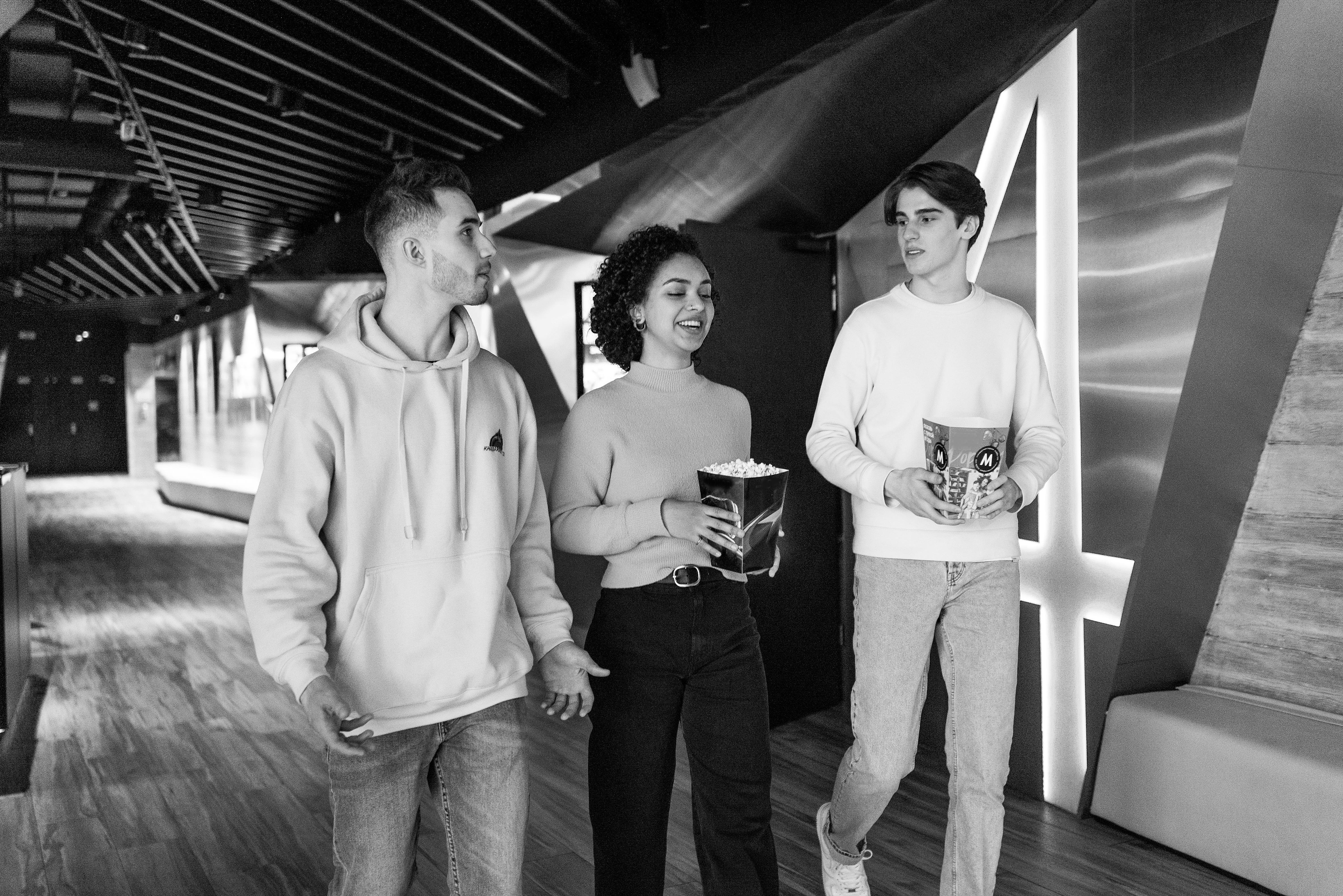 Gratuit Photos gratuites de #intérieur, activité de groupe, activité du week-end Photos