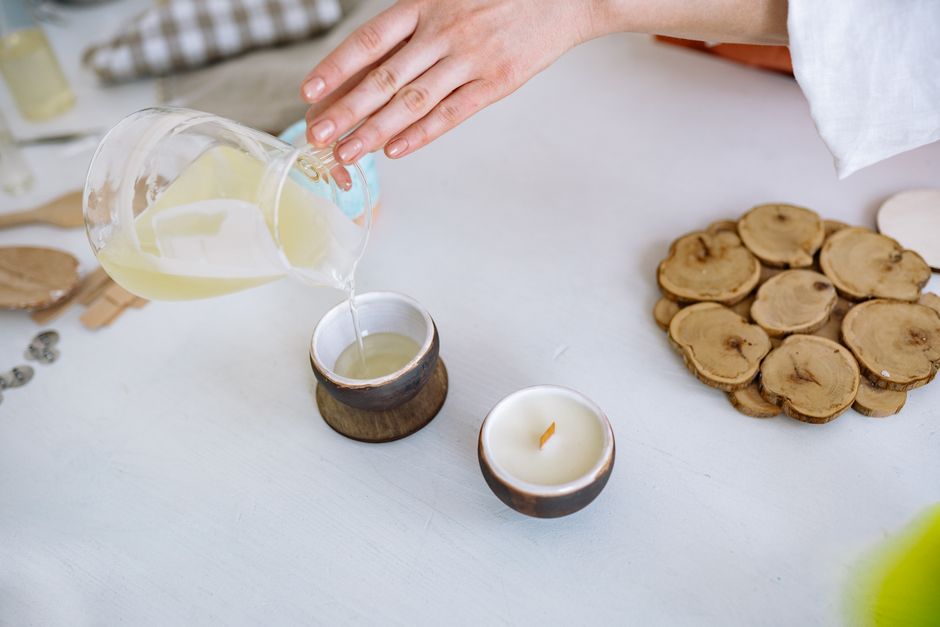 How Hand-Poured Soy Candles Are Made in 2026