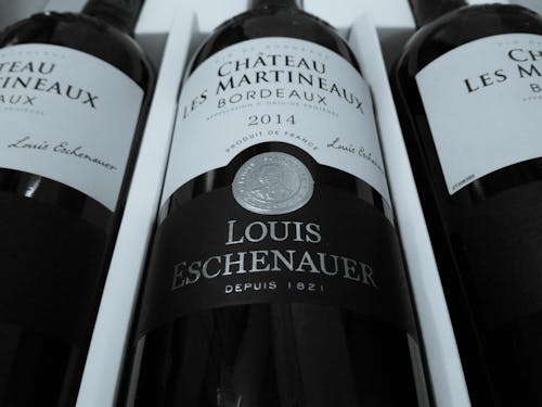 2014 Chateau Les Martineaux波尔多酒瓶