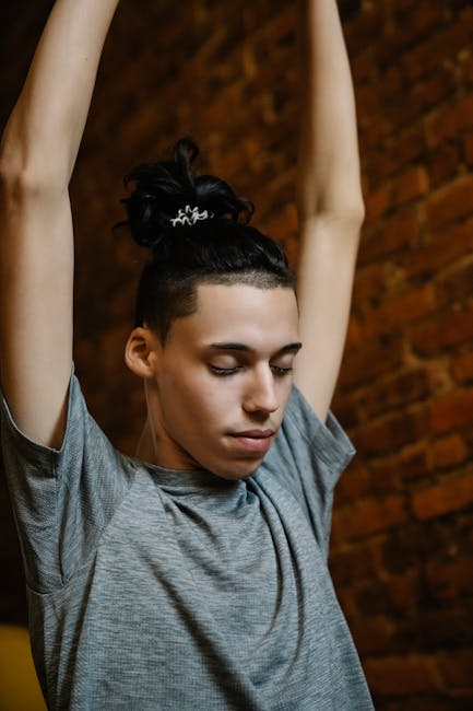 What Are The Health Benefits Of Practicing Lion'S Breath Yoga? 10 Woman Practicing Lion'S Breath Yoga