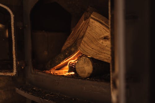 Fall and Winter Home Tips That Keep You Warm, Efficient, and Cozy All Season