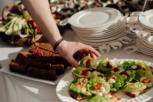 Fotos de stock gratuitas de anónimo, aperitivo, apetitoso