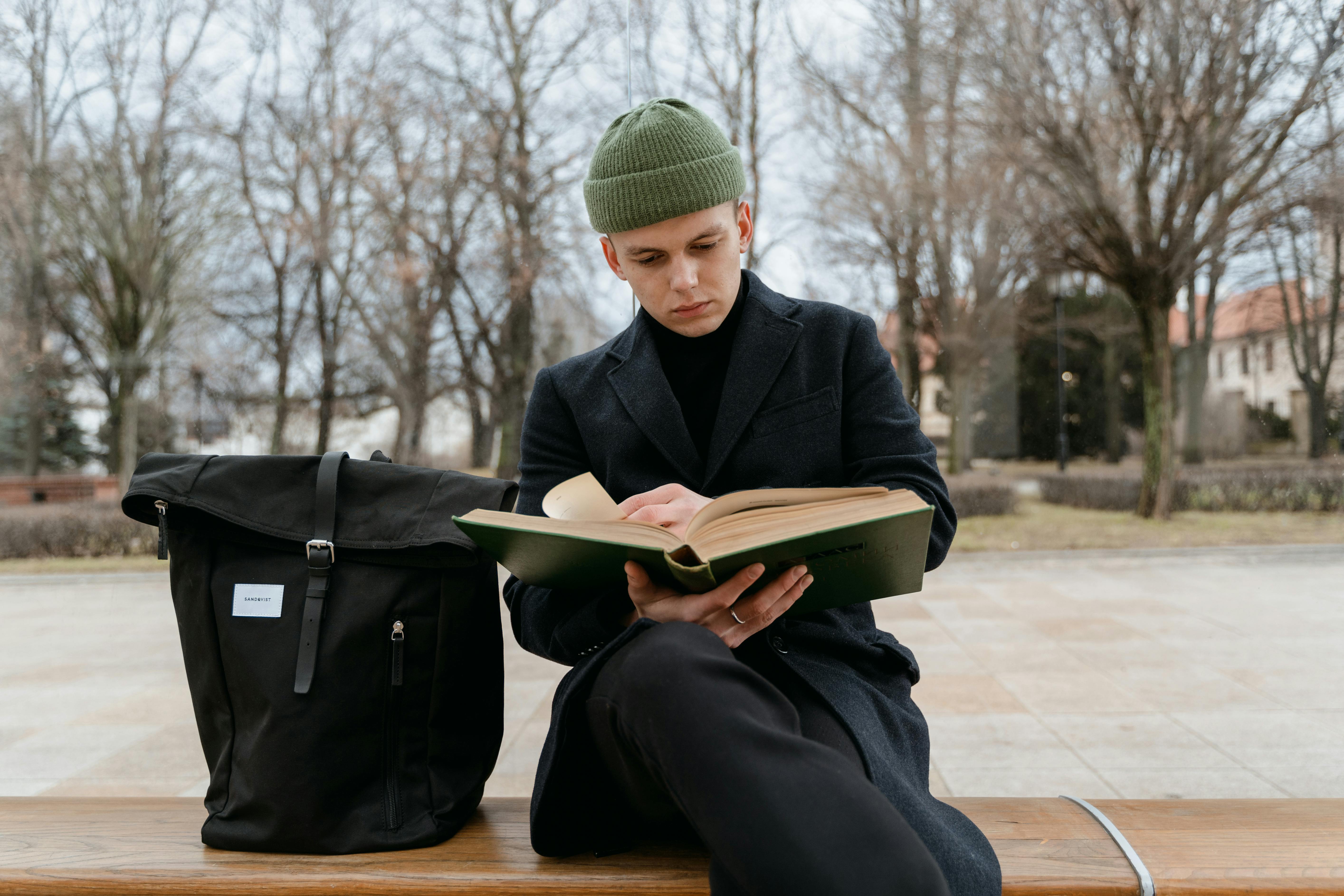 Wandrd Carryall: The Versatile Duffel Bag for Travel
