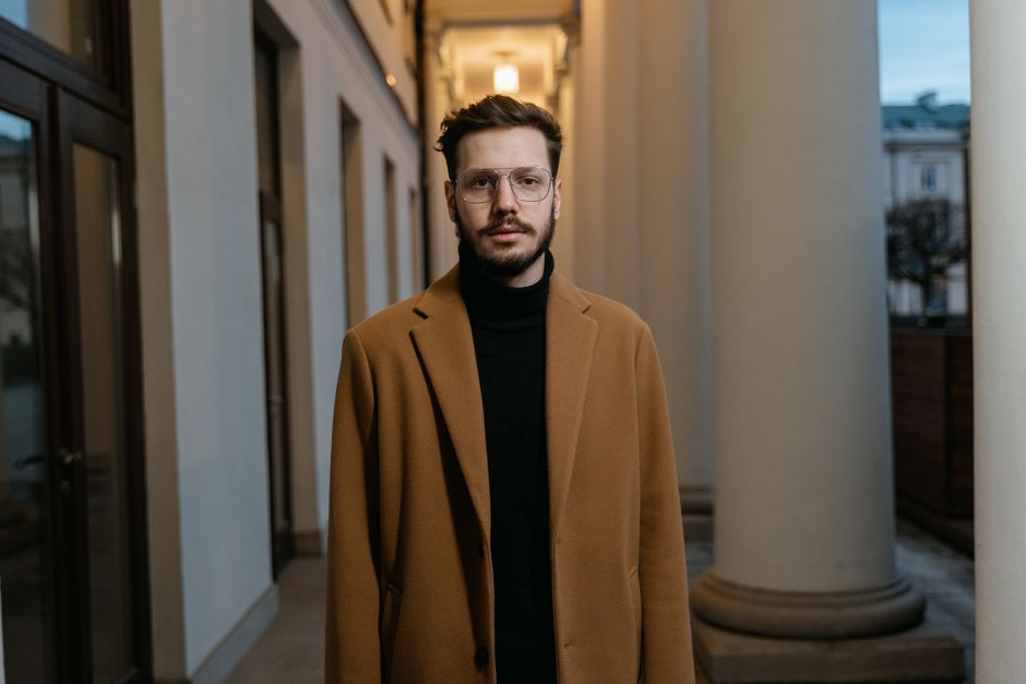 Comment porter le marron quand on est un homme